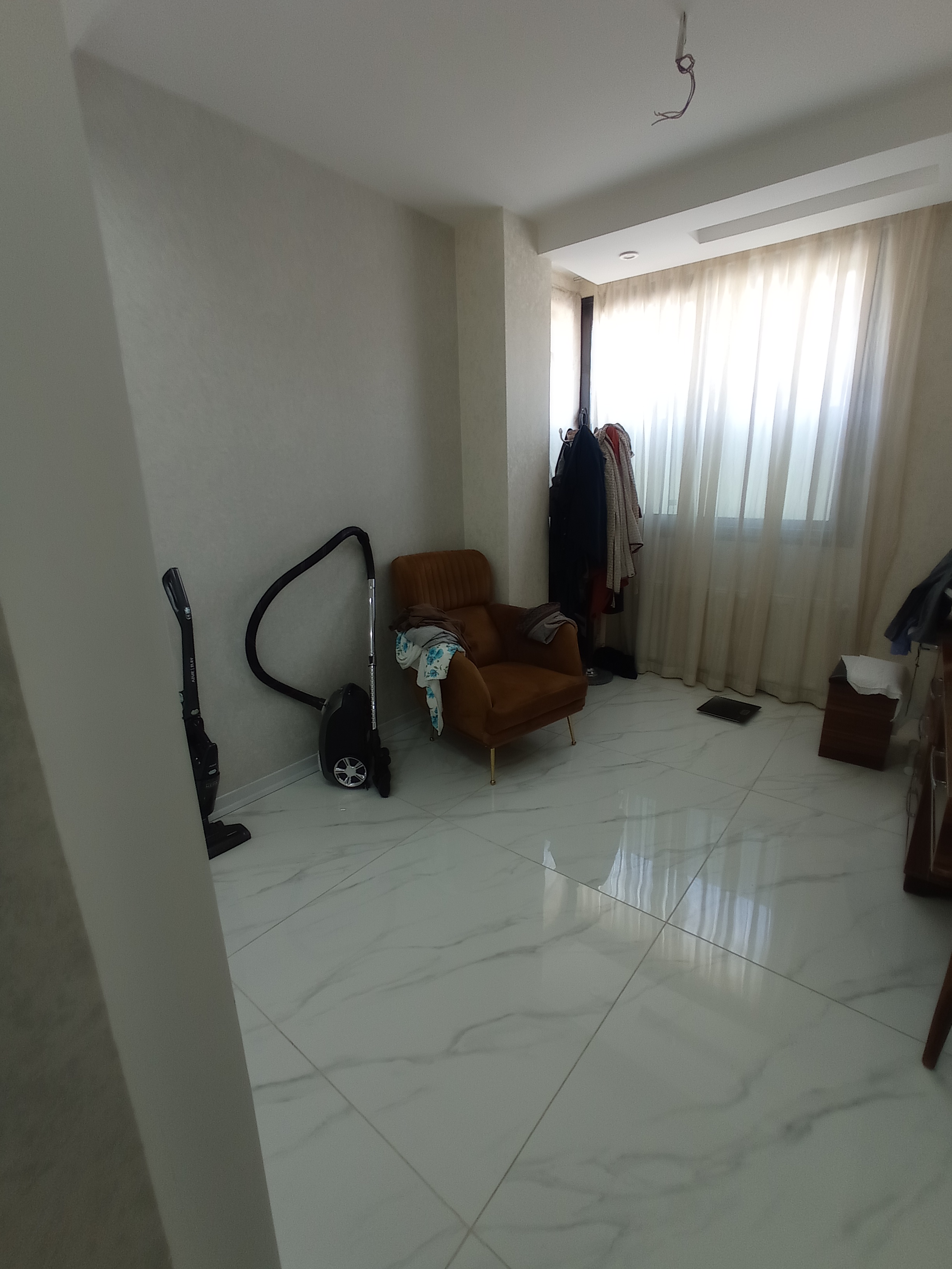 اپارتمان/2 خوابه/دو کله نور